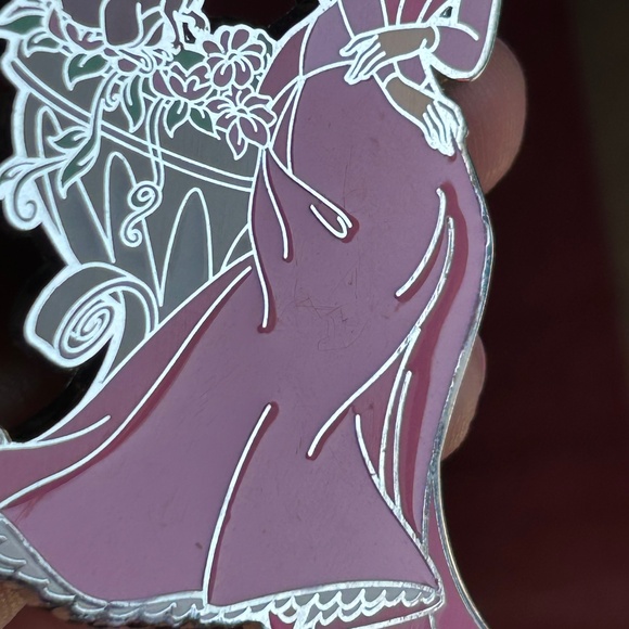 Disneyland Paris Sleeping Beauty Forest Friend Pin Exclusive - Picture 2 of 3